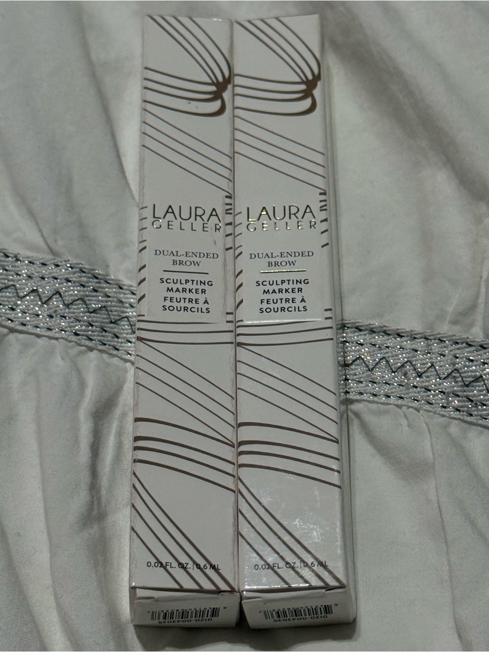 Laura Geller Dual-Ended Brow Sculpting Marker x 2 in Taupe